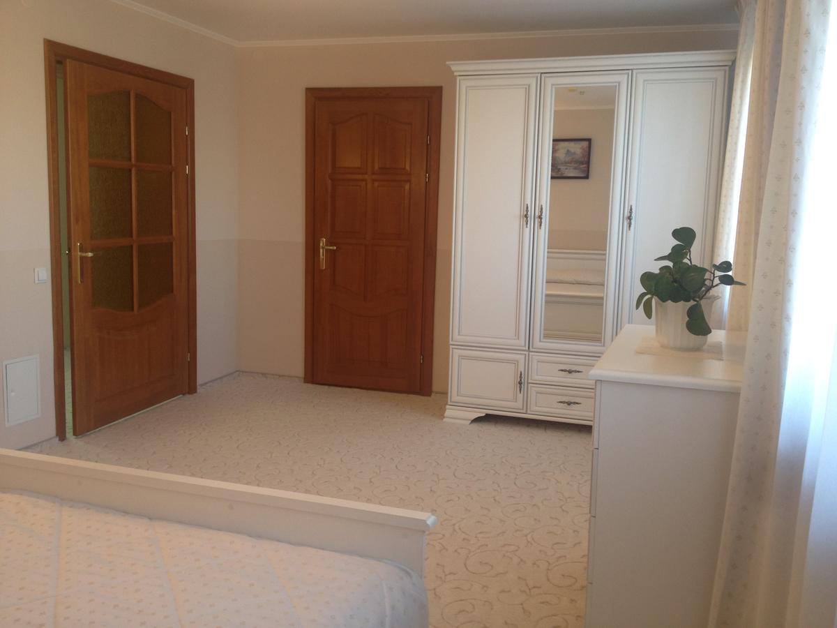Hotel Muhavets Pruzhany ภายนอก รูปภาพ